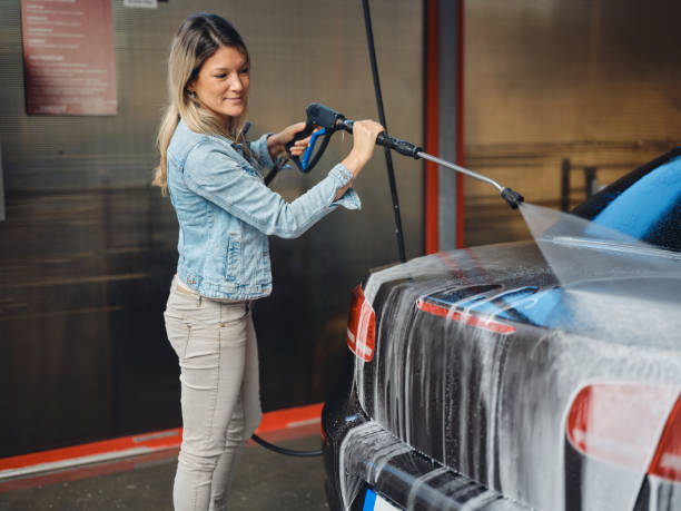 Why Choose Our Certified Pressure Washing Experts for Your Project Needs in Benton, KY?